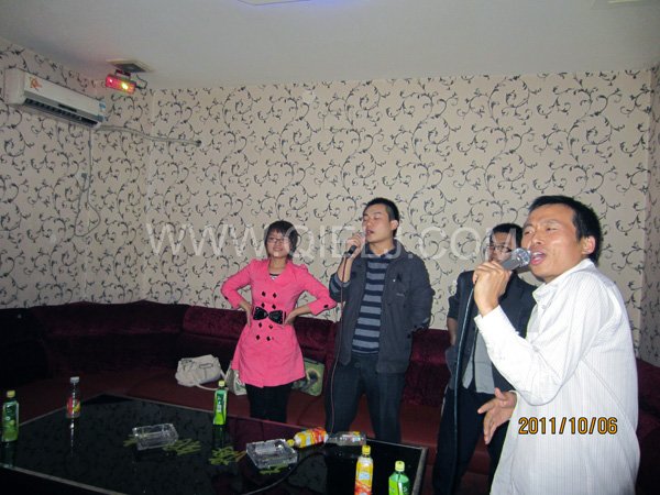 2011年10月，鄭州企鵝糧油機(jī)械有限公司--外貿(mào)部，十一國(guó)慶節(jié)團(tuán)體活動(dòng)！(圖1)