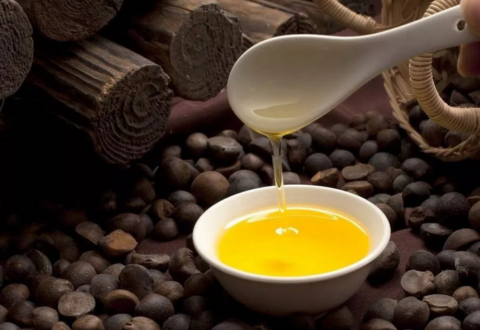 企鵝牌茶籽油雙螺桿榨油機，用心制造獲得客戶認可(圖1)