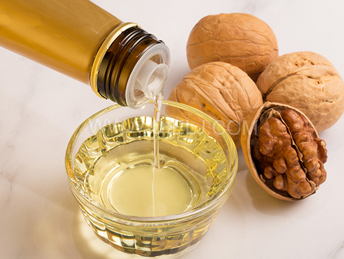 企鵝牌核桃油榨油設(shè)備，生產(chǎn)綠色健康油受大眾喜愛(圖1)